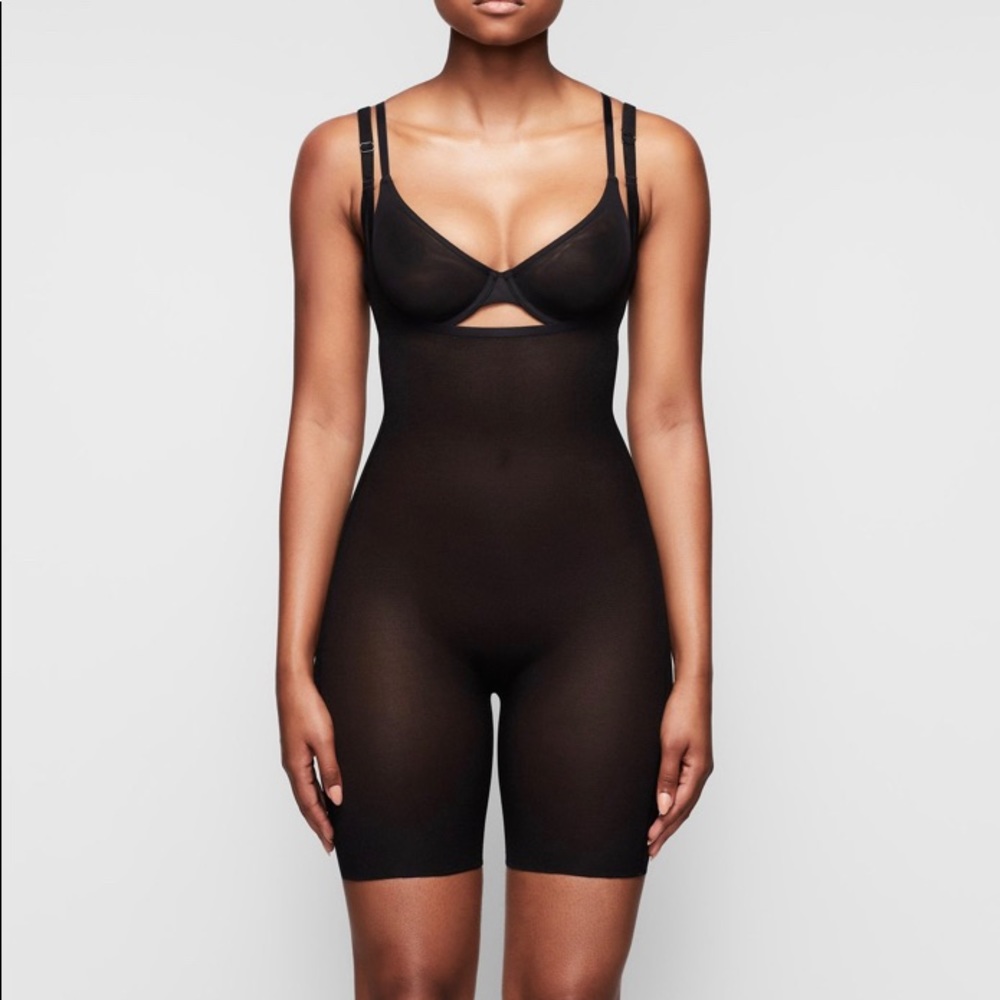 SKIMS Sheer Sculpt Bodysuit